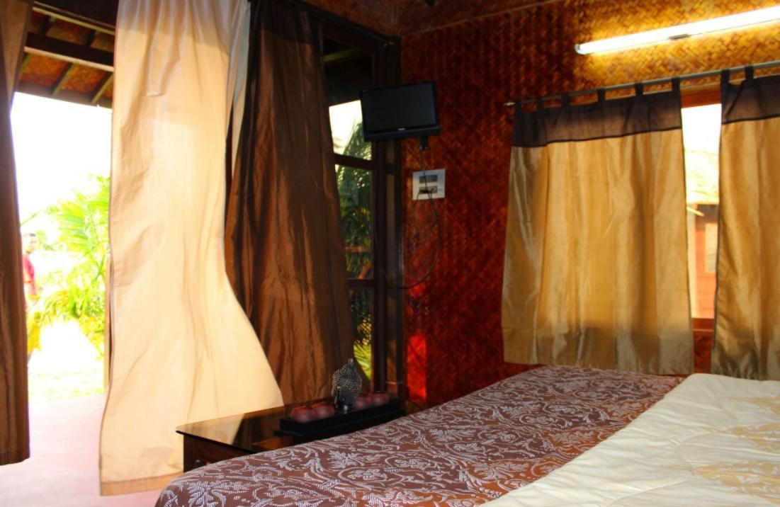 Rock Water Resort Morjim Zimmer foto
